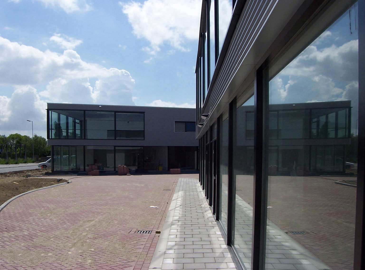 Bedrijvencomplex spijkenisse molenwatering 3 werken projecten vsap architects